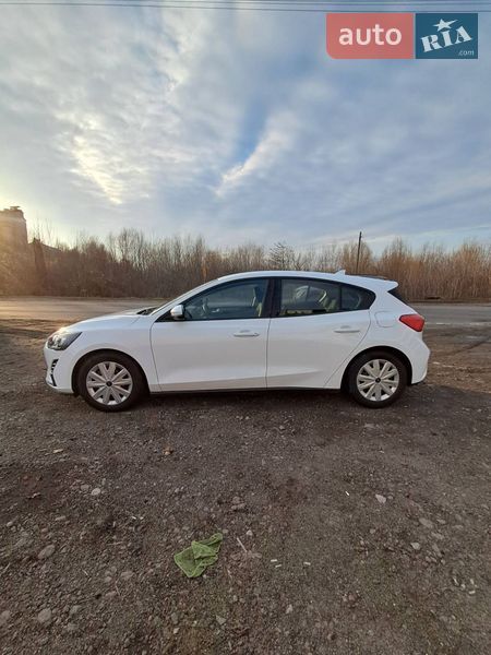 Хэтчбек Ford Focus 2019 в Киеве