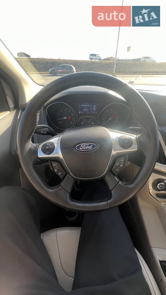 Седан Ford Focus 2011 в Львове