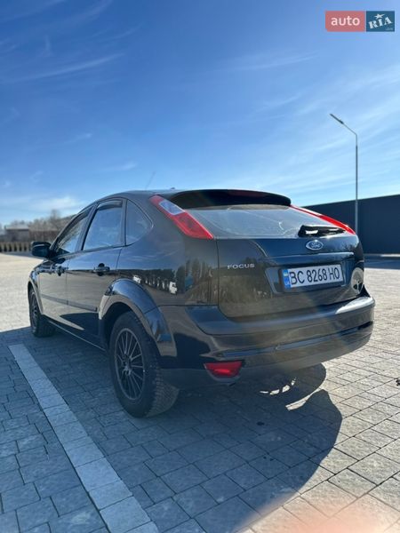 Хетчбек Ford Focus 2006 в Самборі