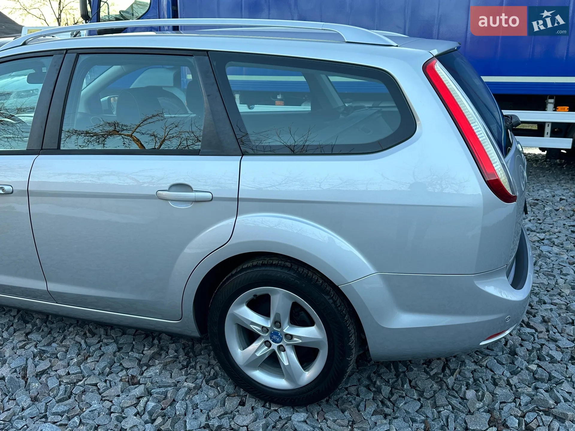 2010 Ford Focus - мініатюра 20