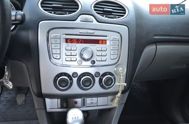Хэтчбек Ford Focus 2008 в Чернигове
