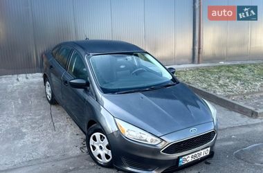 Седан Ford Focus 2015 в Львове