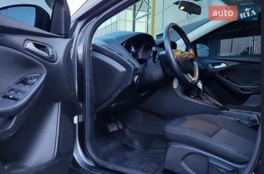 Седан Ford Focus 2015 в Львове