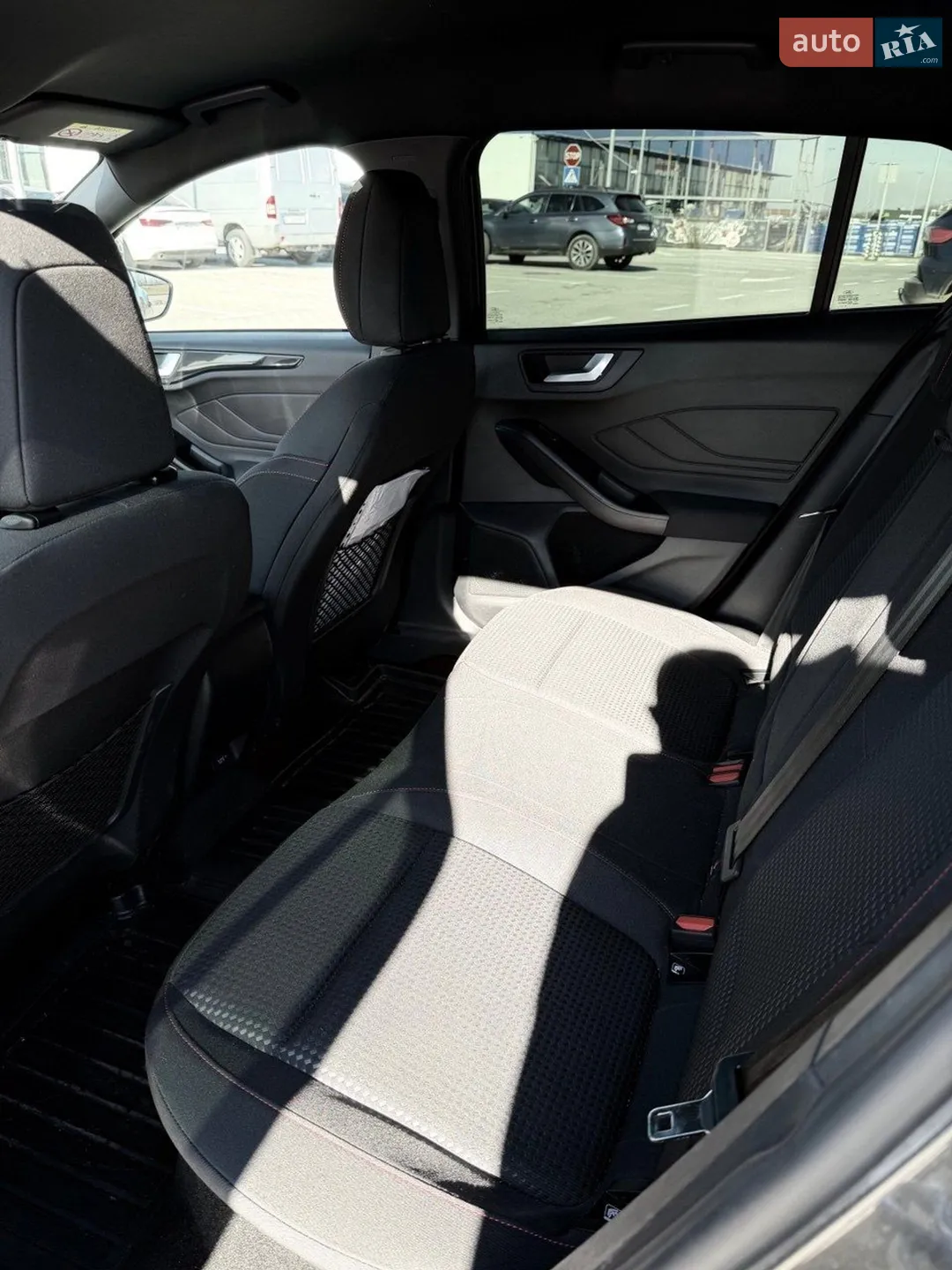 2019 Ford Focus - мініатюра 17