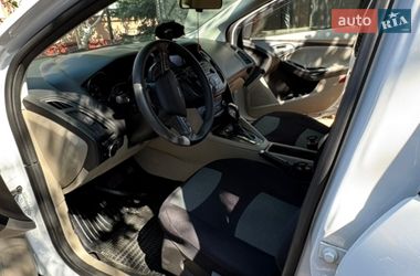 Седан Ford Focus 2015 в Первомайську