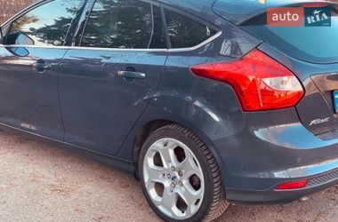Хэтчбек Ford Focus 2013 в Стрые