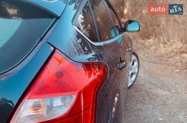Хэтчбек Ford Focus 2013 в Стрые