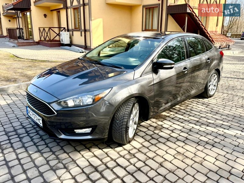 Седан Ford Focus 2015 в Луцке