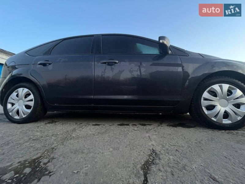Хэтчбек Ford Focus 2009 в Каменец-Подольском