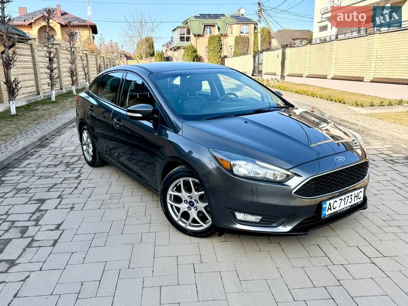 Седан Ford Focus 2015 в Луцке