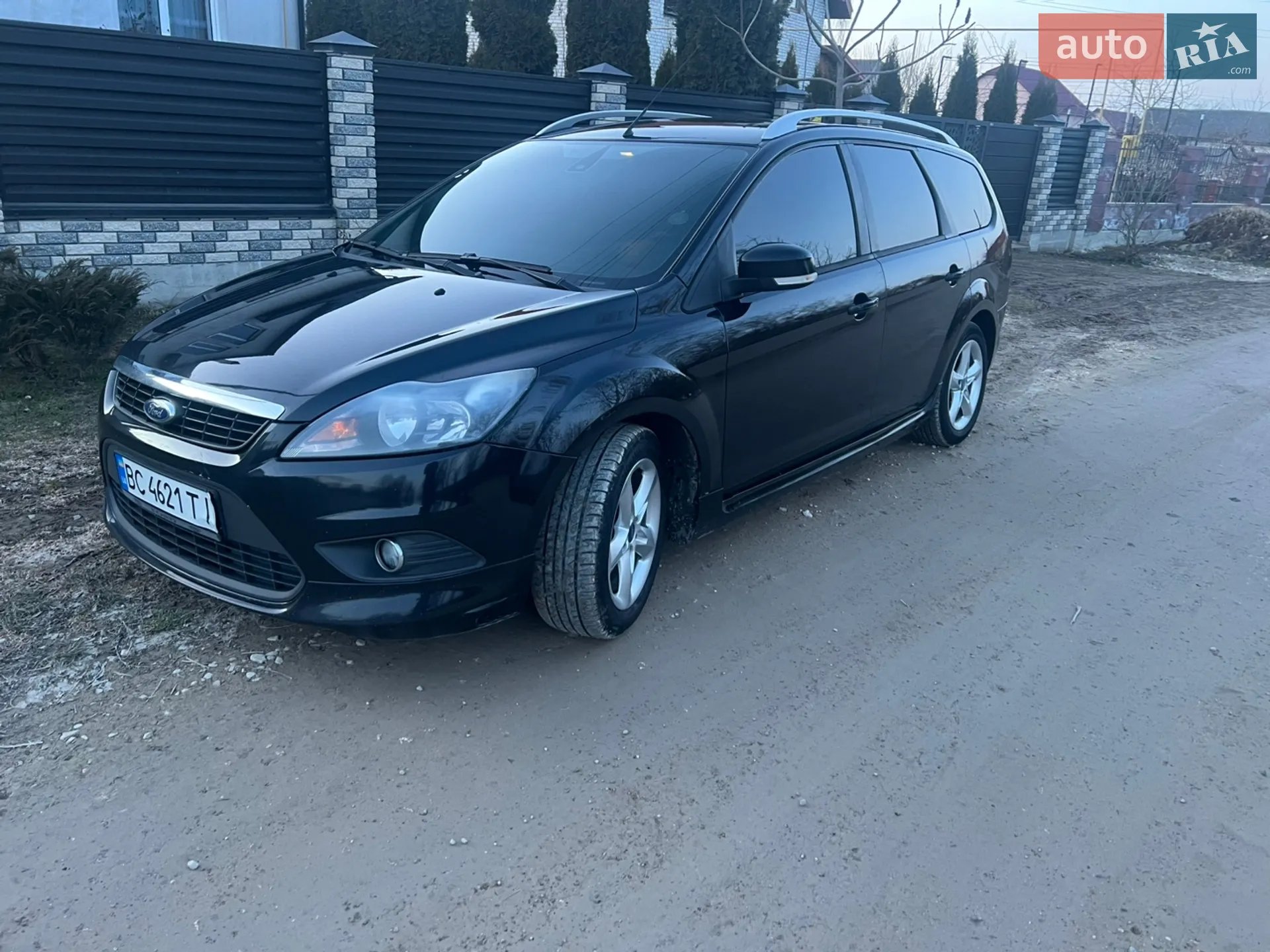 2010 Ford Focus - фото 1