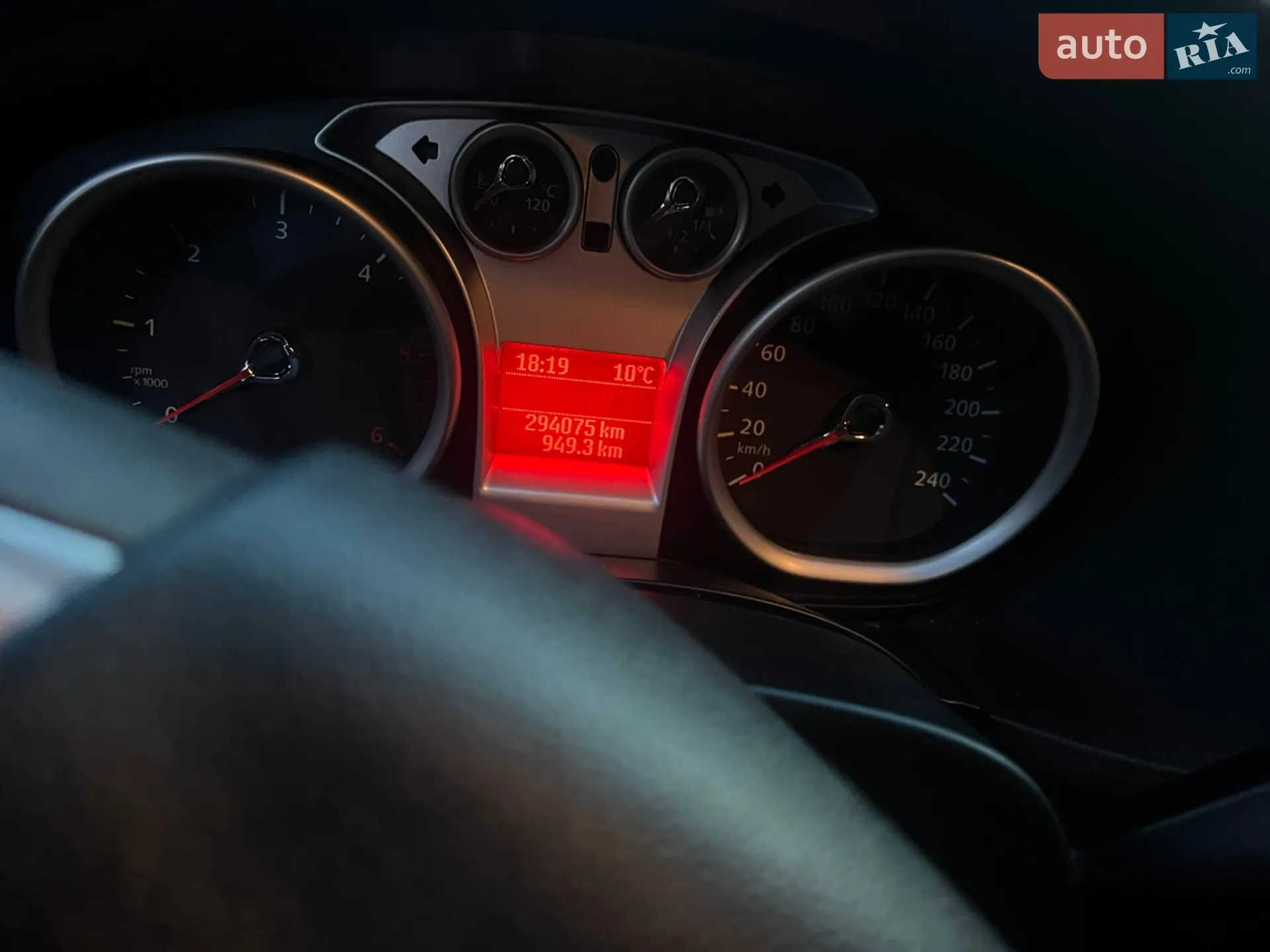 2010 Ford Focus - мініатюра 7