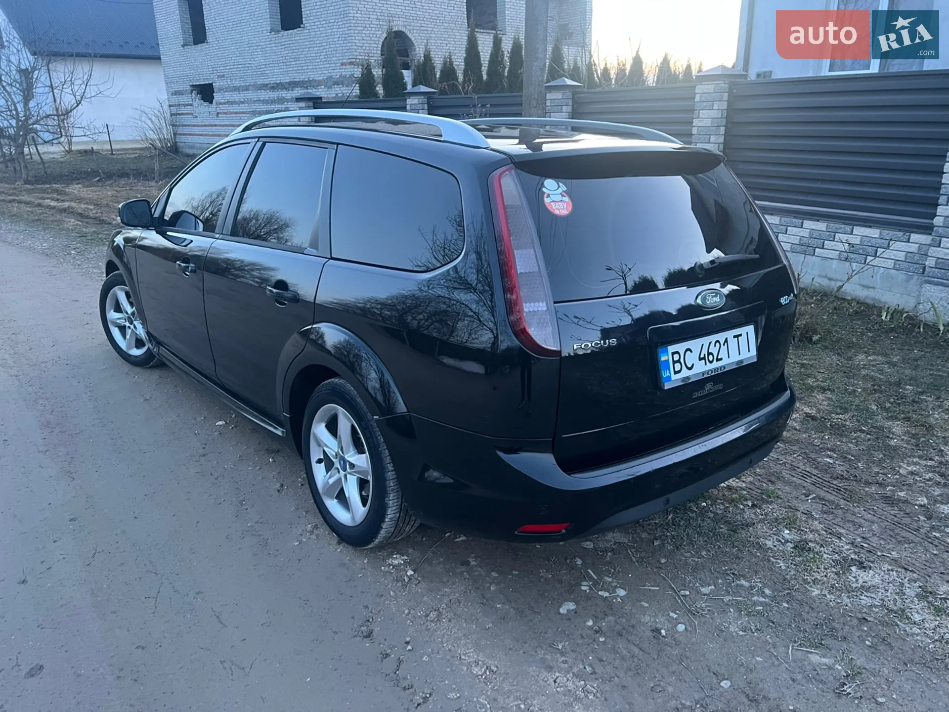 2010 Ford Focus - мініатюра 5