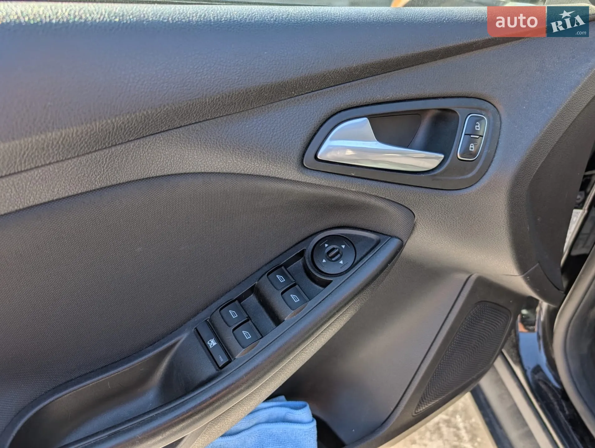 2017 Ford Focus - мініатюра 12