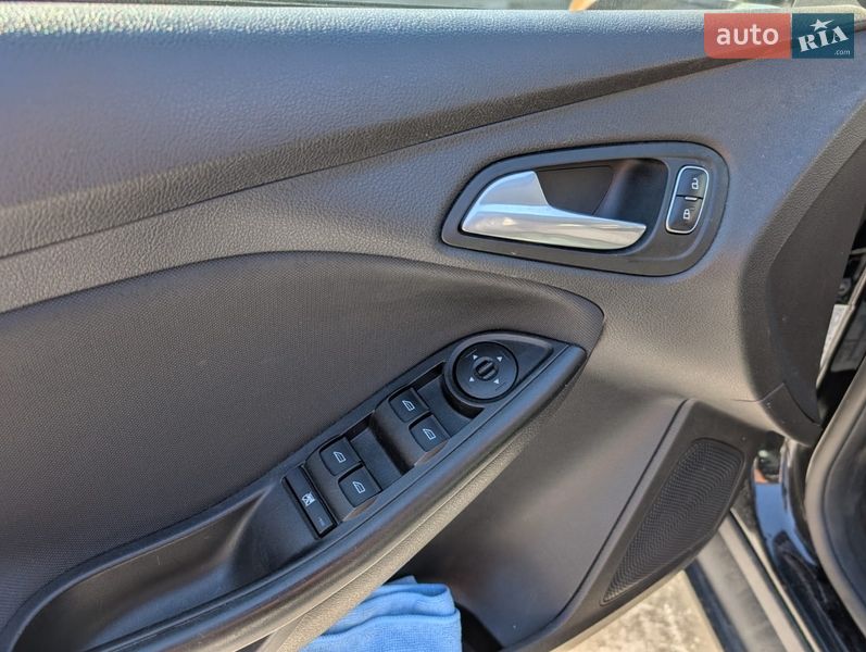 Хетчбек Ford Focus 2017 в Сумах