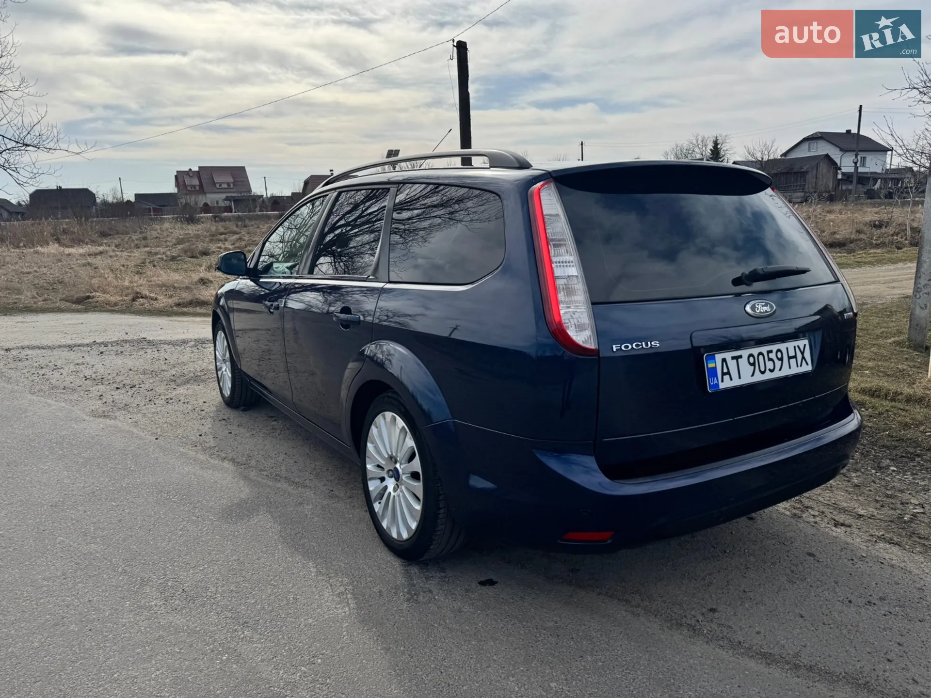 2010 Ford Focus - мініатюра 11