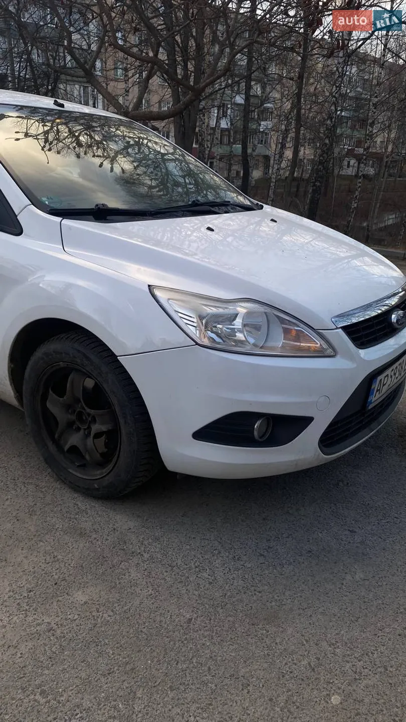 2010 Ford Focus - мініатюра 7