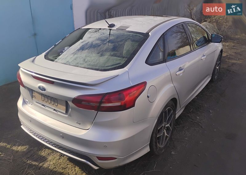 Седан Ford Focus 2015 в Балаклее