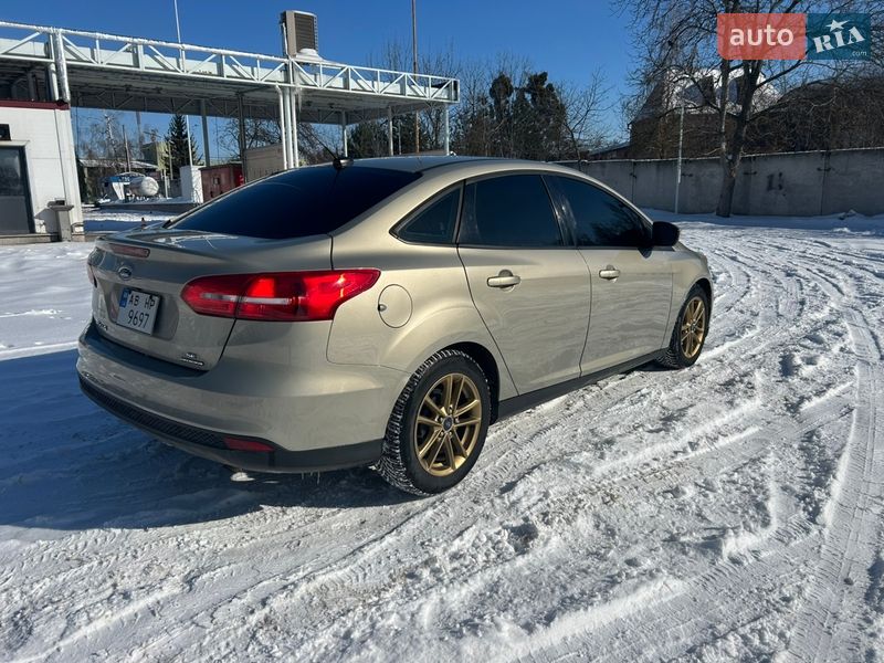 Седан Ford Focus 2015 в Виннице