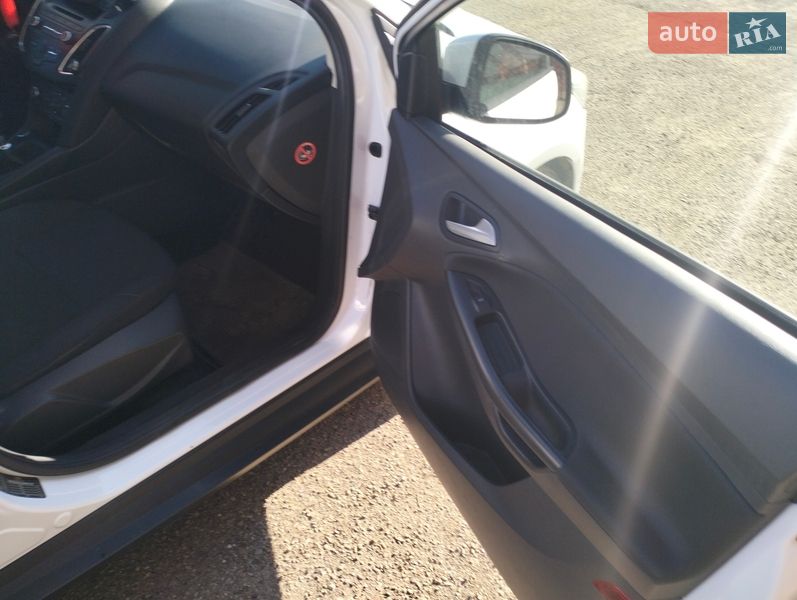 Універсал Ford Focus 2016 в Бурштині