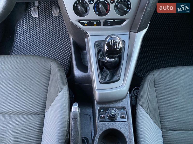 Универсал Ford Focus 2012 в Ровно