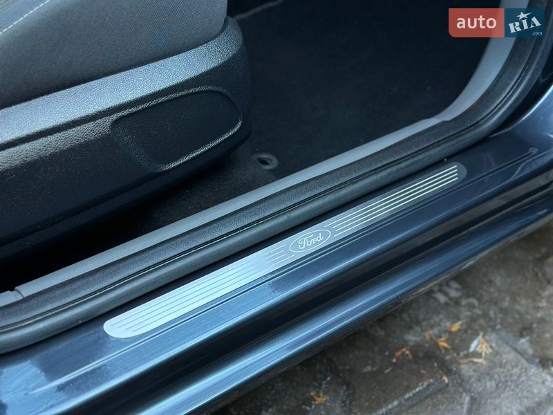 Универсал Ford Focus 2010 в Староконстантинове