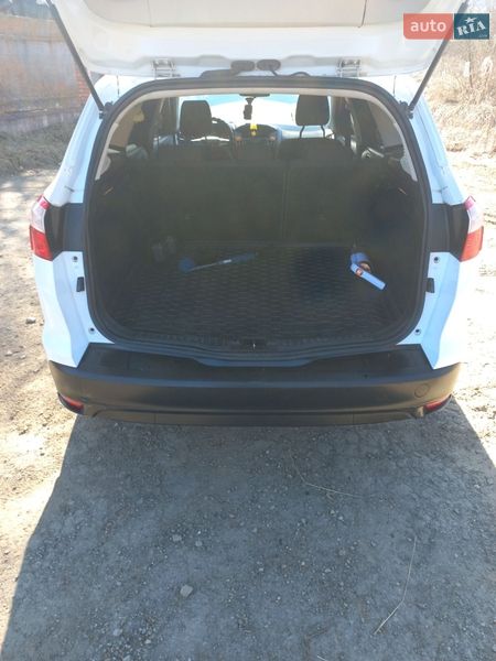 Универсал Ford Focus 2012 в Хырове