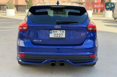 Хэтчбек Ford Focus 2015 в Одессе