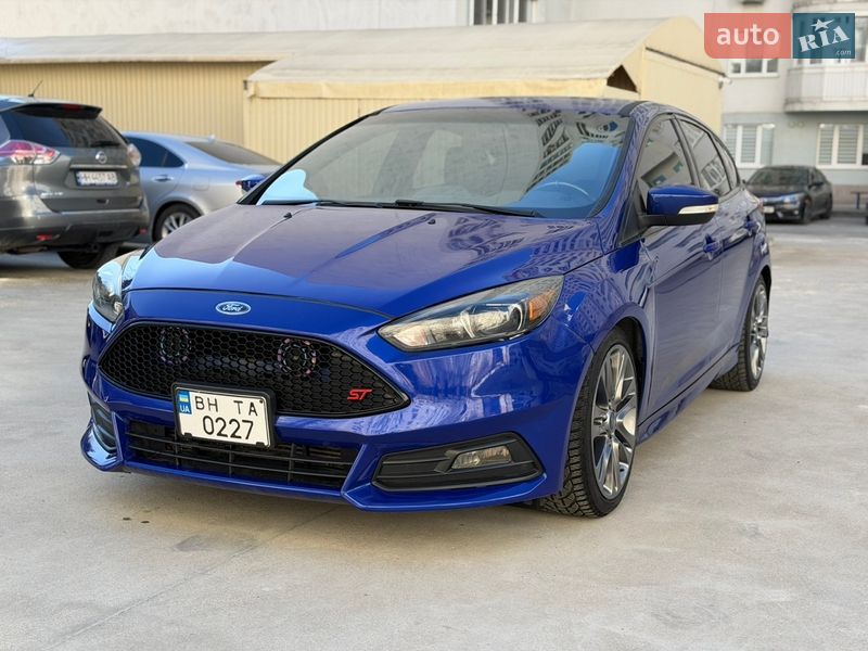 Хэтчбек Ford Focus 2015 в Одессе