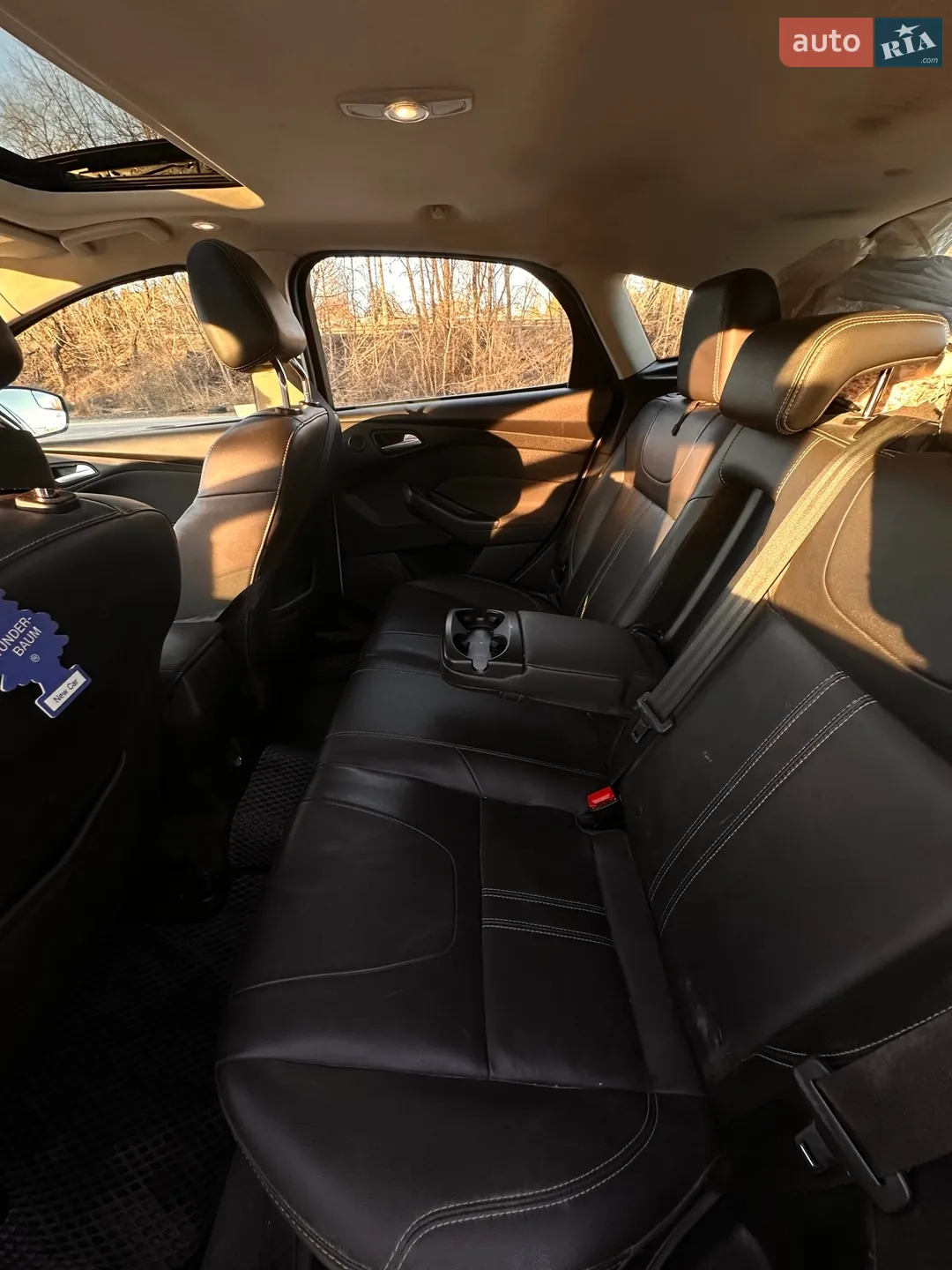 2011 Ford Focus - мініатюра 9