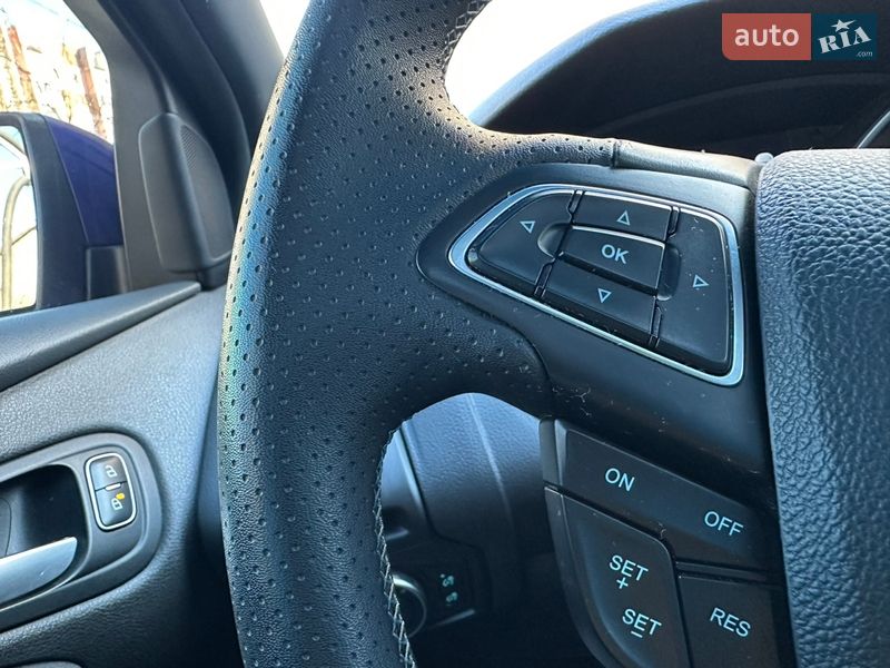 Хэтчбек Ford Focus 2015 в Одессе