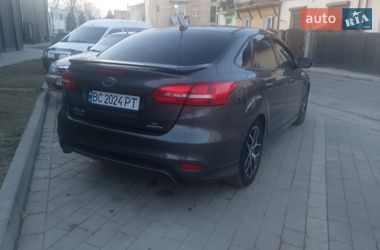 Седан Ford Focus 2015 в Стрию