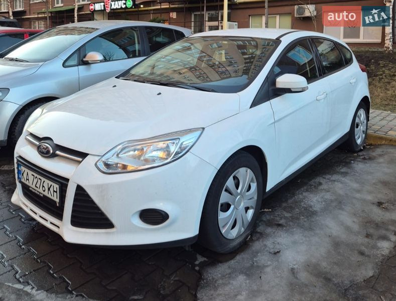 Хэтчбек Ford Focus 2014 в Киеве