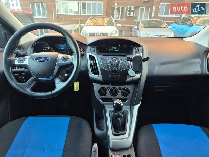 Хэтчбек Ford Focus 2014 в Киеве