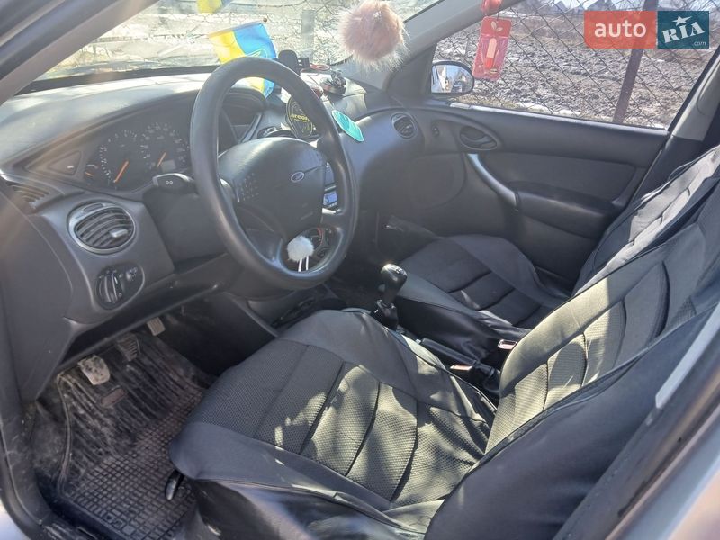 Хетчбек Ford Focus 2002 в Житомирі