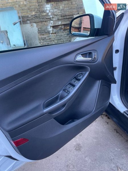 Универсал Ford Focus 2017 в Киеве