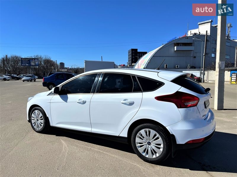 Хэтчбек Ford Focus 2017 в Харькове