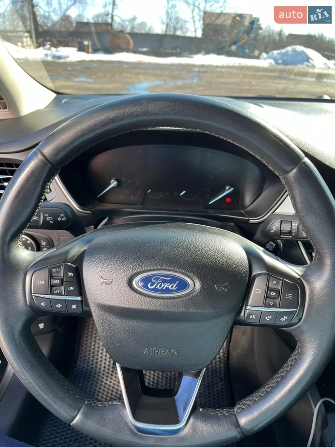 2019 Ford Focus - мініатюра 18