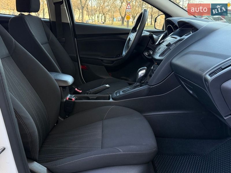 Хэтчбек Ford Focus 2016 в Николаеве