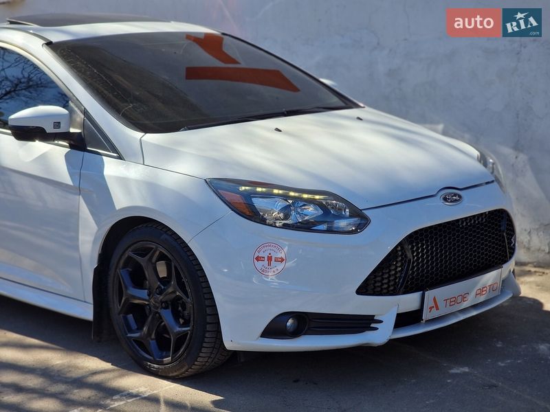 Хэтчбек Ford Focus 2013 в Одессе