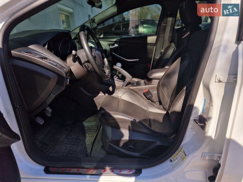 Хэтчбек Ford Focus 2013 в Одессе