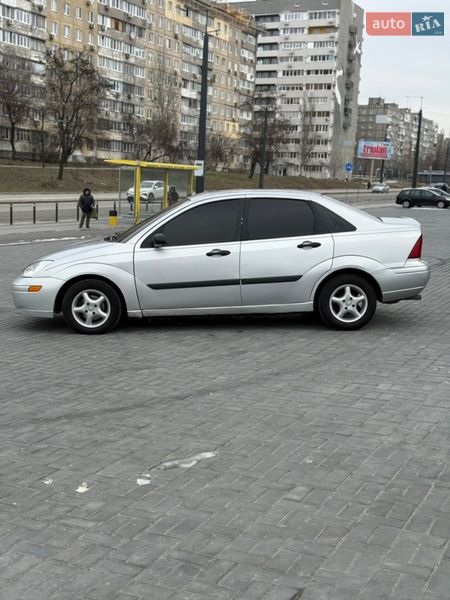 Седан Ford Focus 2003 в Днепре