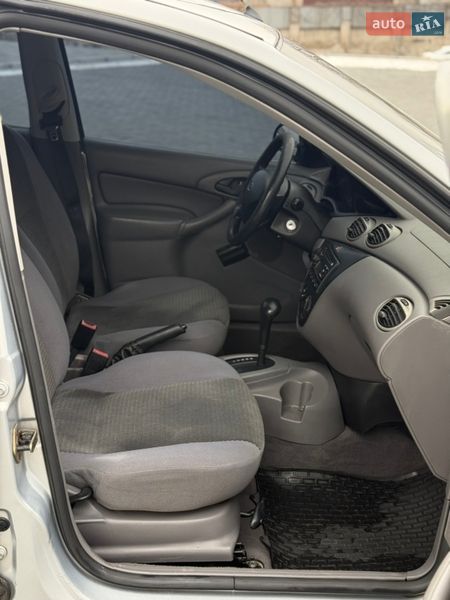 Седан Ford Focus 2003 в Днепре