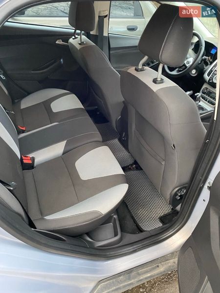 Хэтчбек Ford Focus 2013 в Киеве