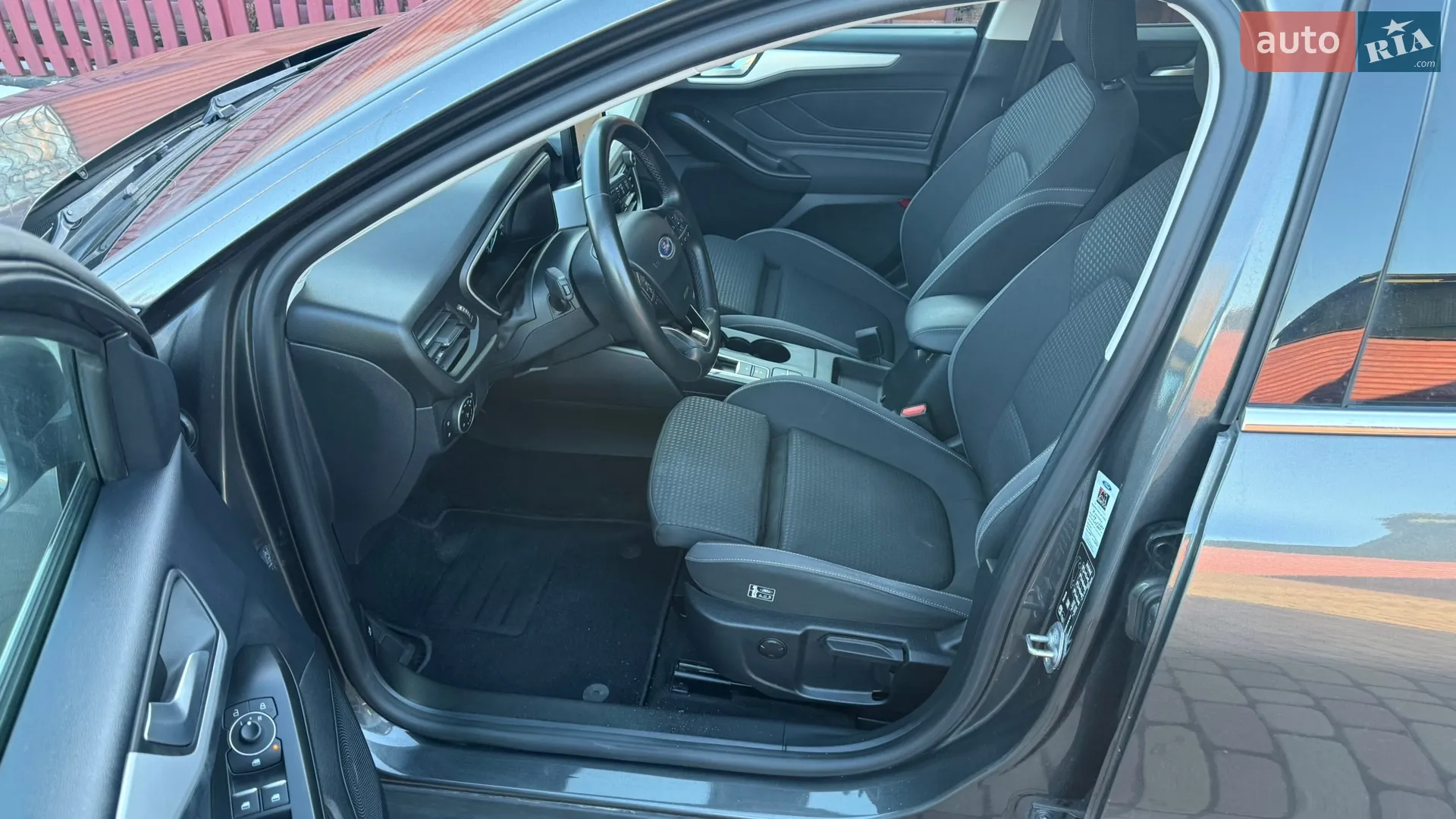 2021 Ford Focus - мініатюра 17