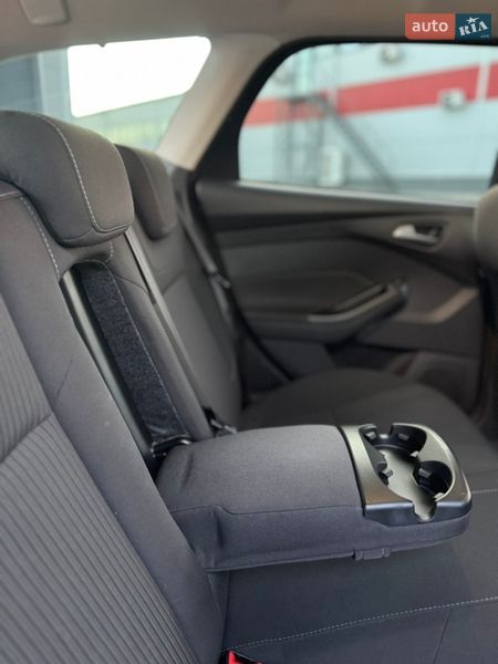 Универсал Ford Focus 2012 в Нововолынске