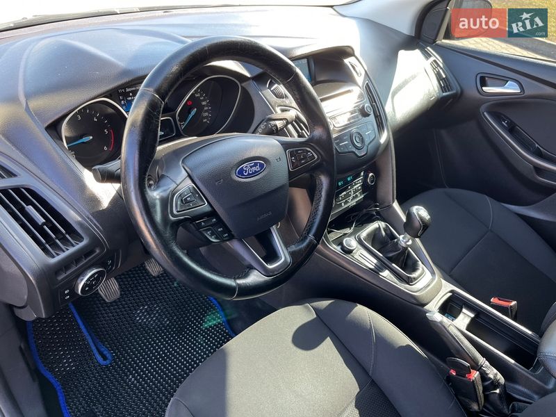 Хетчбек Ford Focus 2017 в Житомирі