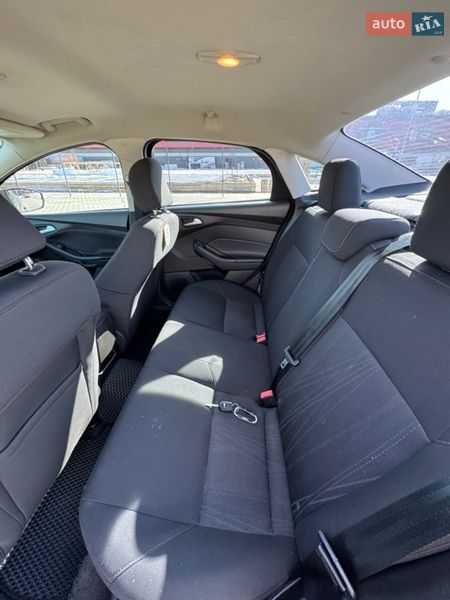 Седан Ford Focus 2016 в Києві
