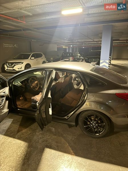 Седан Ford Focus 2016 в Києві
