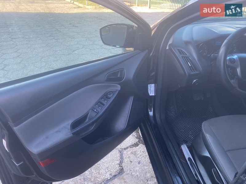 Седан Ford Focus 2012 в Львове
